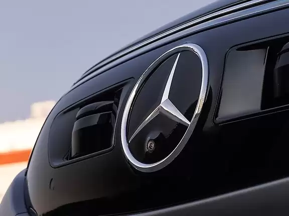 奔驰CEO拒绝将总部迁至美国:奔驰的根在德国