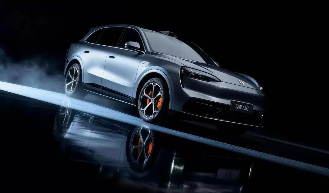 问界M6侧面轮廓