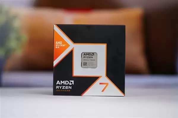AMD劝你买锐龙7+9850X3D处理器：给出两点理由