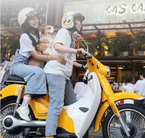 宗申森蓝B1蓝调弯梁电摩上市:7699元起,58km实续航+复古实用设计