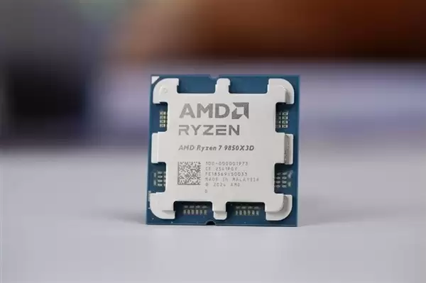 AMD锐龙7 9850X3D发布：性能升级降价，技嘉BIOS支持X3D Turbo Mode 2