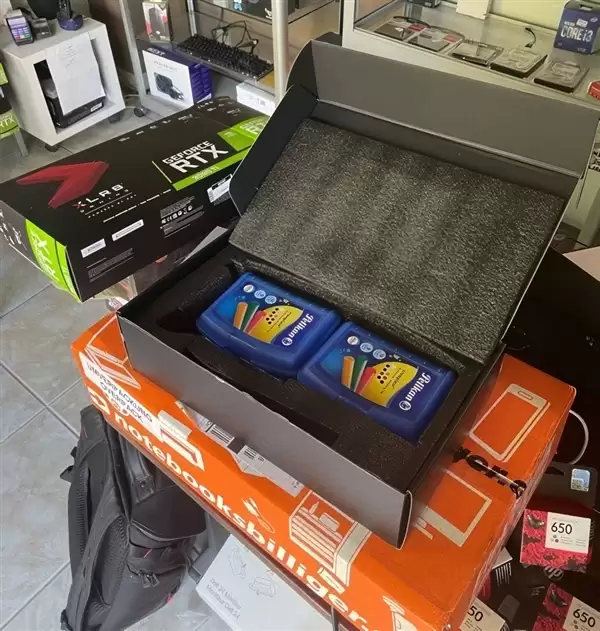 花一万多买显卡收到的却是粘土:维权四年多退款仍遥遥无期!