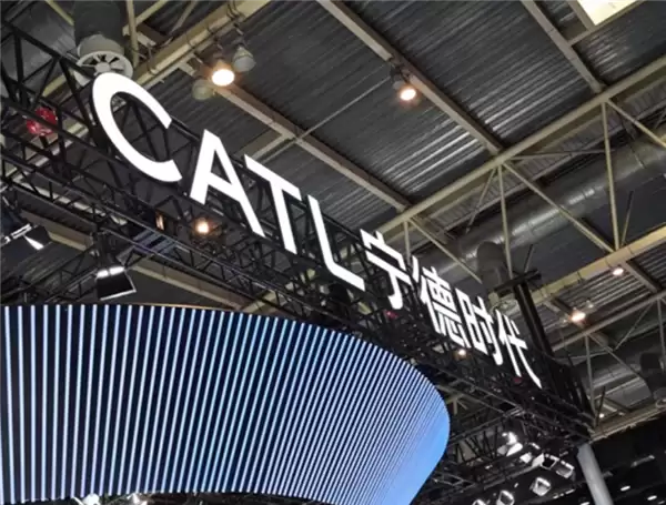 高温循环1400次不掉链:宁德时代5C电池续航直抵84万公里