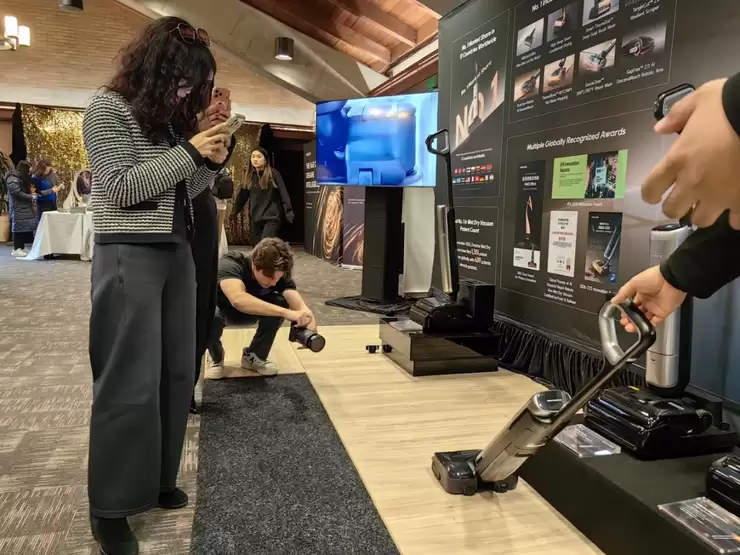 从 CES 到斯坦福:追觅洗地机在硅谷开启智能清洁新时代