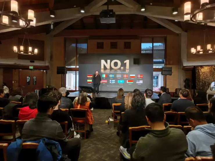 从 CES 到斯坦福:追觅洗地机在硅谷开启智能清洁新时代