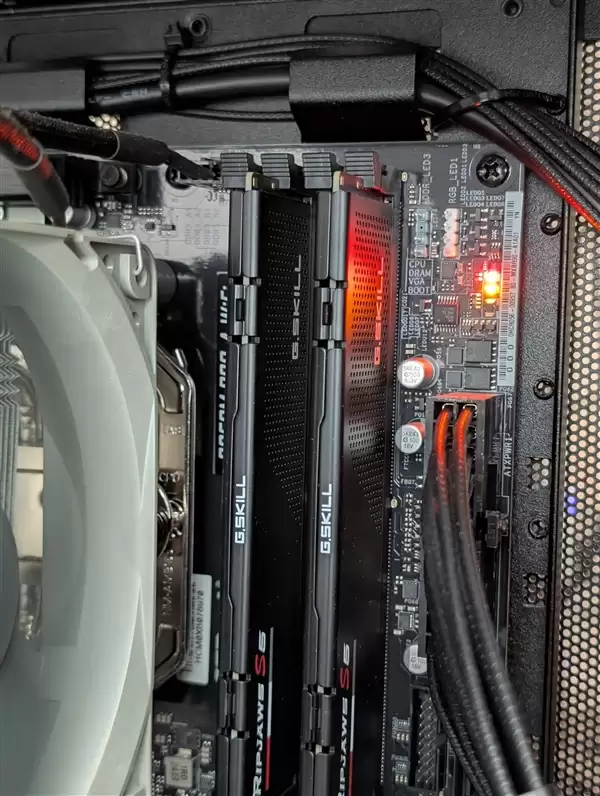 980X3D余波未了:9600X在华擎主板上也翻车了!