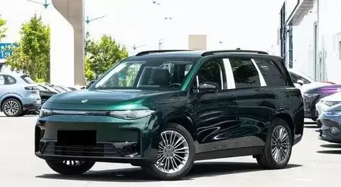 零跑C16上市:14.38万元起售,580km续航+800V快充,六座智能纯电SUV