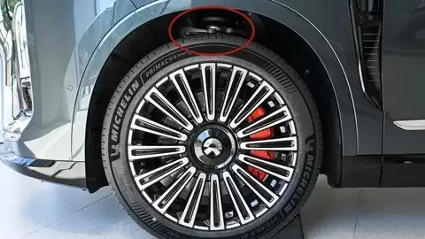 蔚来五维优化破解电车晕车难题