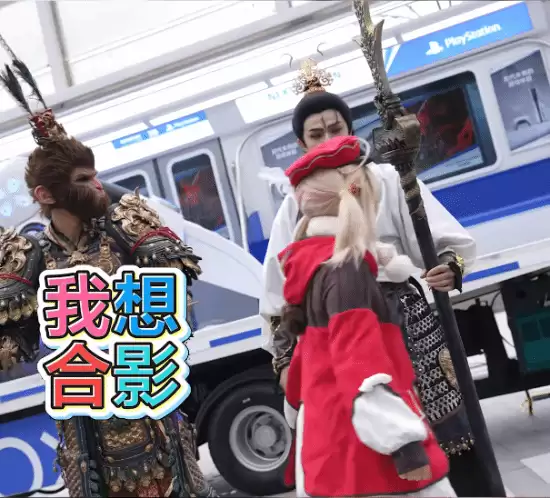 PS官方快闪店引原神可莉与黑神话话二郎神跨IP同框