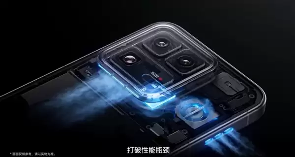 性能最强的安卓手机!iQOO 15 Ultra跑分突破451万:史上最高分