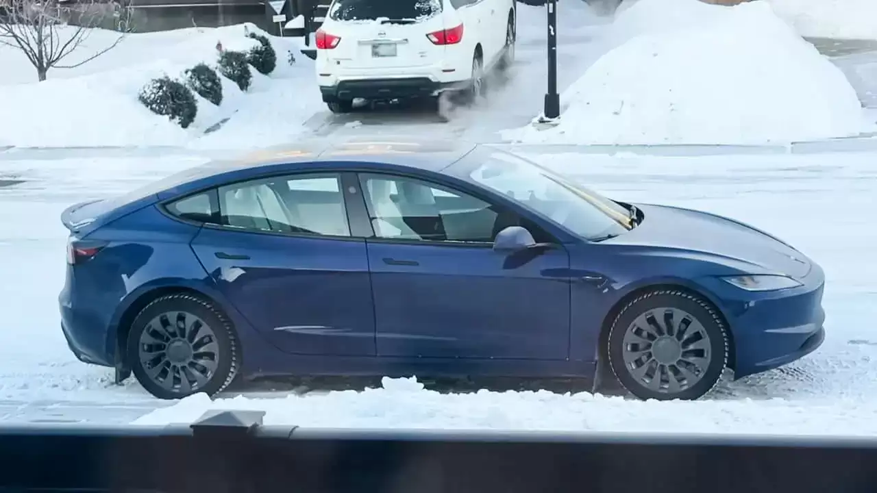 特斯拉Model 3在-36°C冻一夜:续航、充电速度与能耗表现均大幅下滑