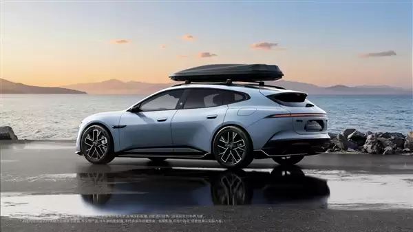 品牌首款猎装车！阿维塔06T官图公布：颜值超绝