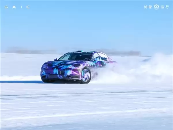 尚界汽车辟谣Z7冬测图是AI生成:均为实拍!保密需要进行了模糊处理