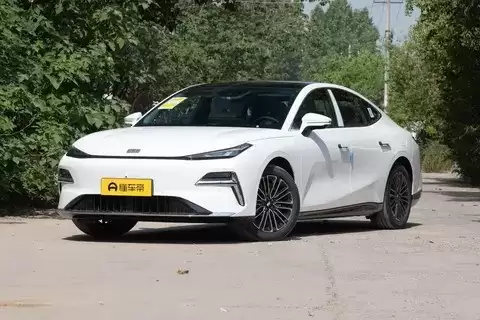 银河星越8 PHEV冬季快充实测:零下3℃充电58分钟,表现中上但依赖家用桩