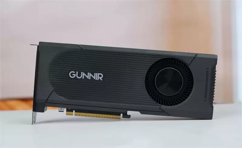 4张96GB显存暴力输出!英特尔锐炫Pro B60和长城世恒X-AIGC工作站评测:可满足千人同时在线聊天