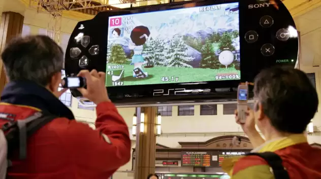 第六代家用主机或配30GB GDDR7显存，便携新机拟达PS5级性能