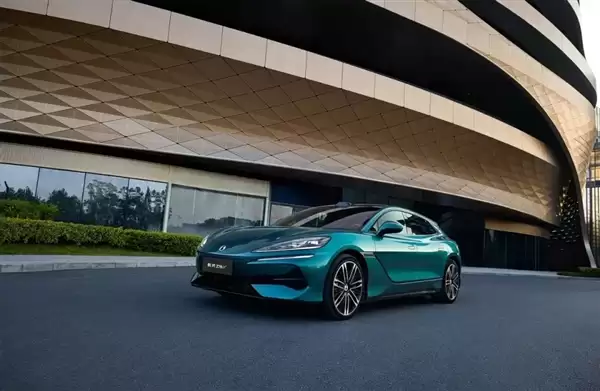 纯电续航卷出新高度!新款腾势Z9/Z9GT信息申报:最高CLTC达1068km