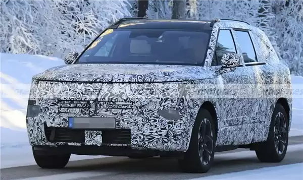 有望2026下半年亮相!新款现代途胜谍照曝光:方盒造型+折角日行灯