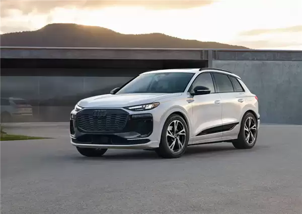 听劝改款!新款奥迪A6 e-tron/Q6 e-tron官图发布:方向盘回归物理按键