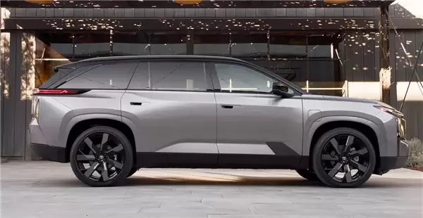 丰田头铁！在美国逆势推出纯电汉兰达：续航500km