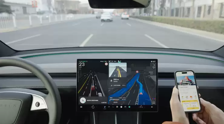 腾讯与特斯拉共同升级座舱体验，正式上线微信互联与目的地服务