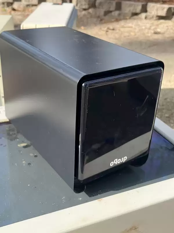 垃圾堆竟捡到完整PC,NAS!64GB DDR4内存就值5000