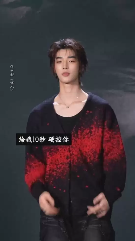 吴京跳刀马刀马舞引爆期待，镖人：风起大漠定档2026年2月17日