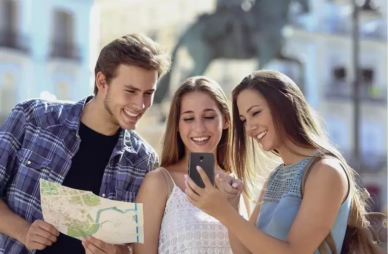 新春跨境团圆无网无忧时空壶新T1端侧模型守护跨国年味