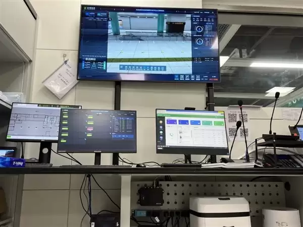 全国首个鸿蒙智慧车站试点落地深圳!支持星闪无感过闸技术