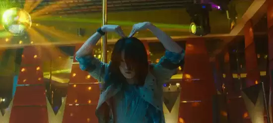 飞驰人生3定档2026春节,呼应上了全新预告引爆预售