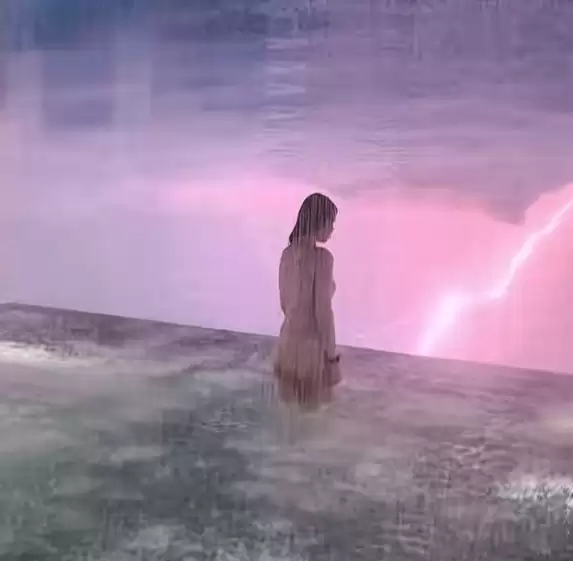 场面堪比渡劫 沈阳出现“雷电交加暴风雨式泡澡”