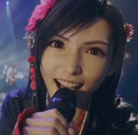 以后没法直视了！网友晒图蒂法竟然撞脸常威