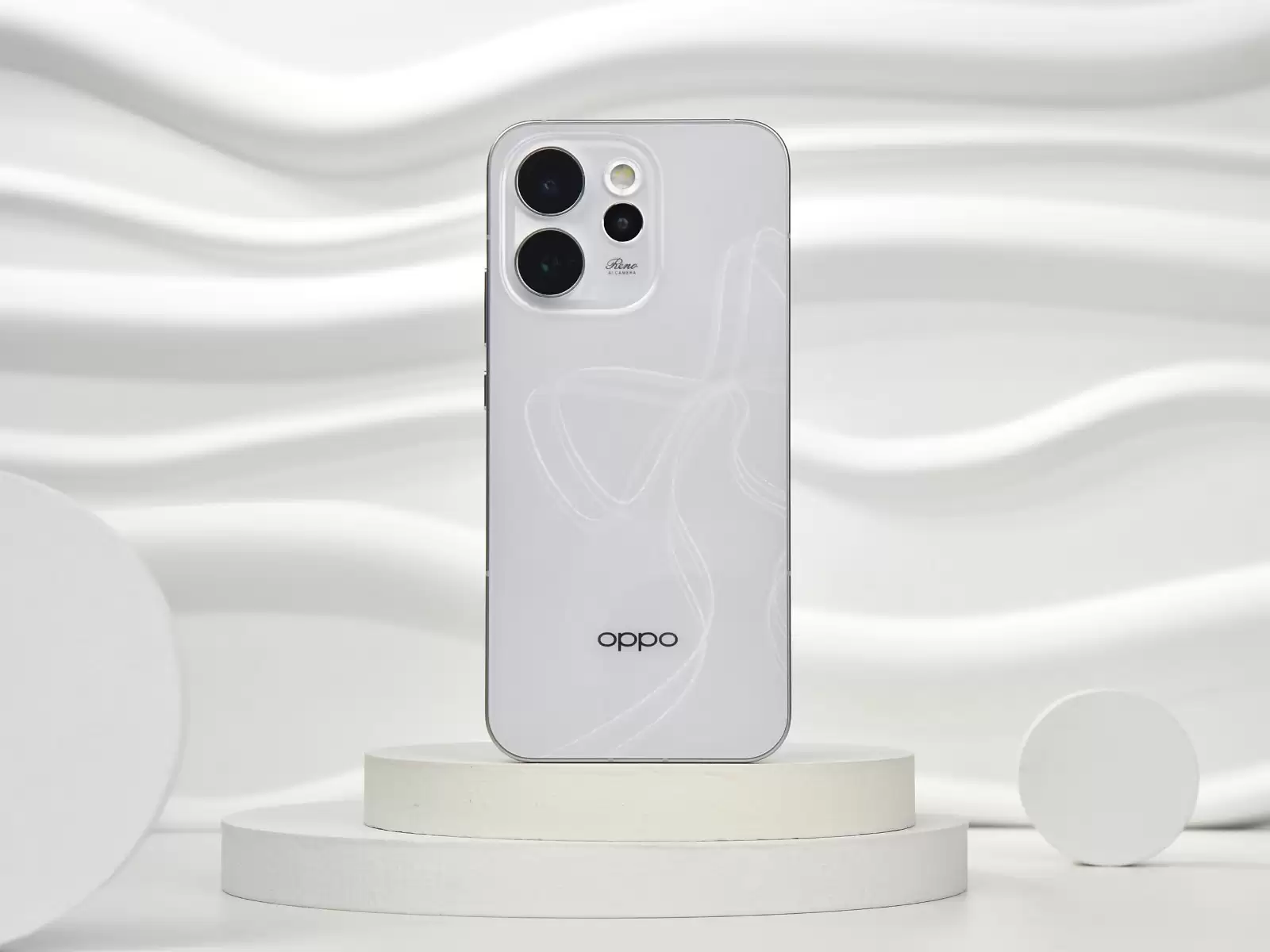 OPPO Reno15 Pro值得买吗？