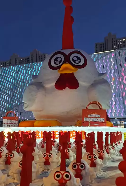 最高气温冲0℃!哈尔滨18米高巨型“雪王”被拆除