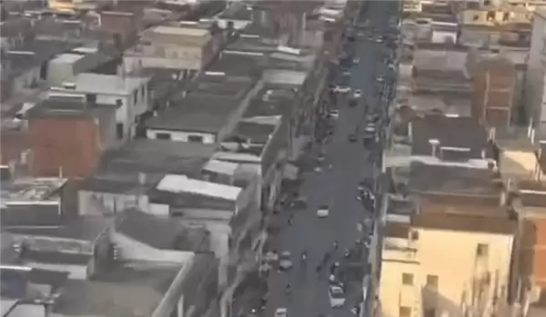 男子开直升机从南京回老家过年:206公里开车3个半小时 飞机几十分钟到家