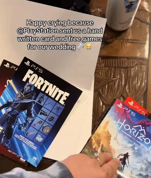 羡慕！新人结婚邀请索尼 结果索尼真随礼了