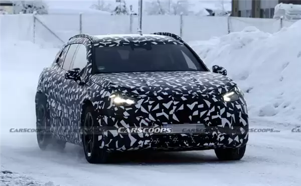 碾压主流性能电车!AMG GT SUV量产版谍照流出:最大功率1000kW