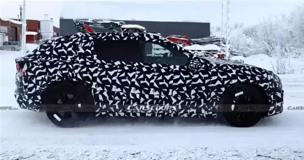 碾压主流性能电车!AMG GT SUV量产版谍照流出:最大功率1000kW