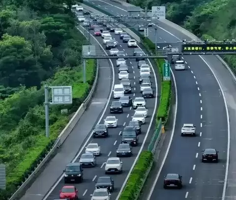 春节返程现电动车充电困局:续航衰减与桩少故障致长途出行短板凸显