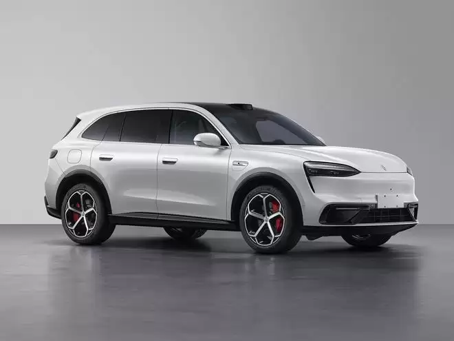 全新问界M6更多信息：乾崑智驾ADS4.0+鸿蒙座舱5.0