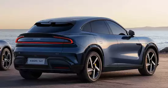 小米汽车春节深夜爆胎救援：30分钟抵达、免费拖运维修并返程送车