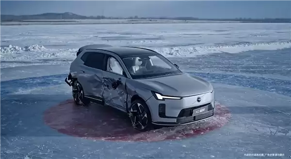 硬刚6.5吨冰柱连续撞击!沃尔沃总裁时隔5年再挑战极寒碰撞