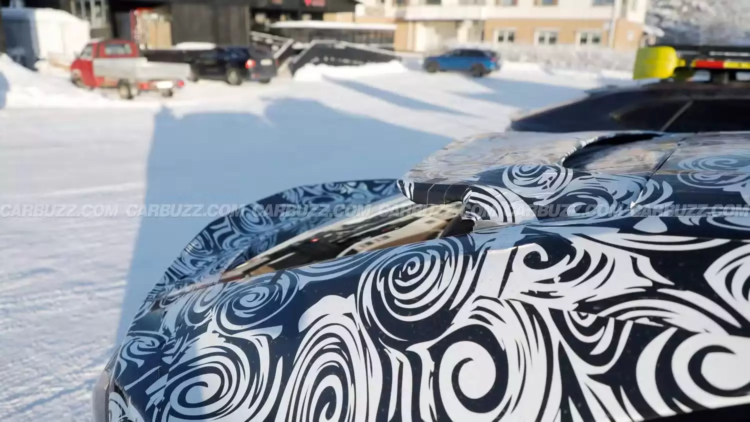 Urus SE Performante路测图曝光：兰博基尼最强SUV