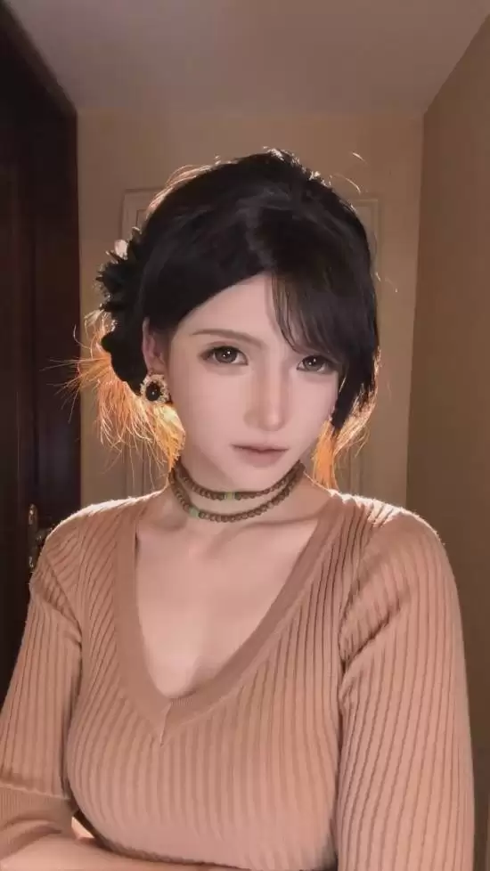 抖音第一蒂法素颜曝光！网友：老天爷赏饭吃