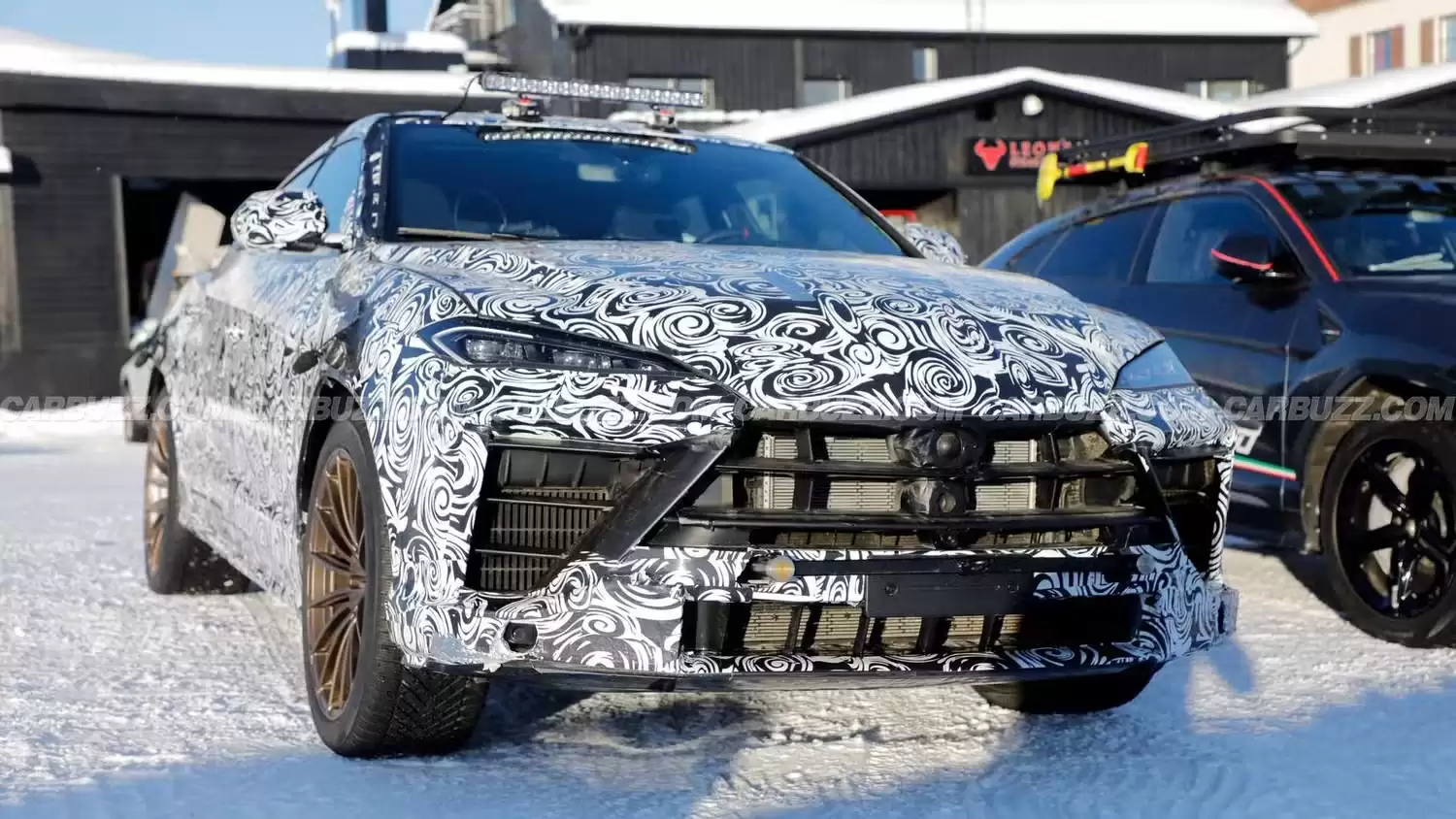 Urus SE Performante路测图曝光：兰博基尼最强SUV