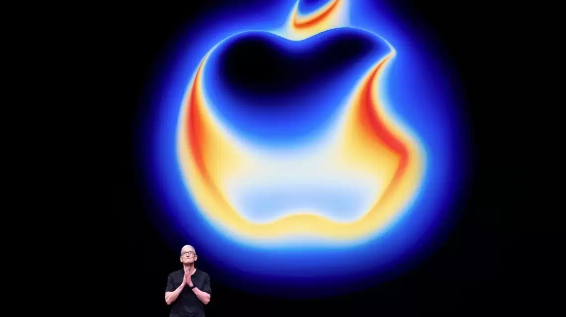 折叠屏iPhone终于要来了!苹果正在测试两款折叠屏手机设计