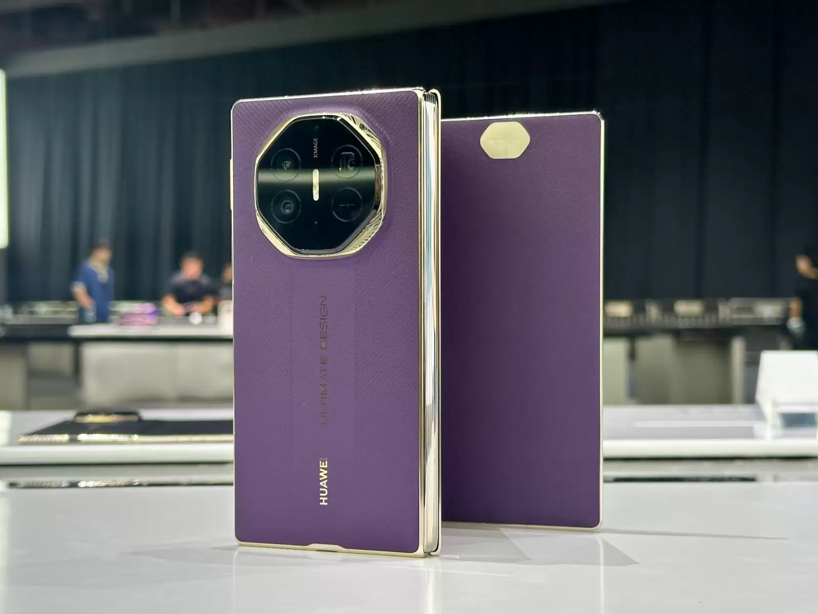 推荐一款高端折叠屏手机 要有面子