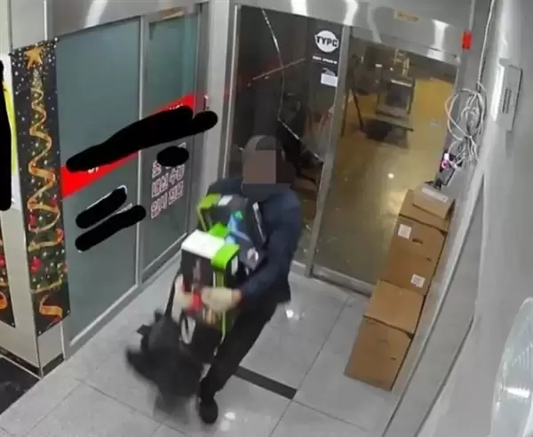 韩国平泽电脑店遭盗抢三块天价显卡,疑为未发RTX 5090