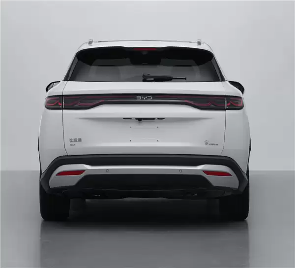 自驾游神器！比亚迪宋Ultra+EV内饰公开：座椅可秒变双人大床