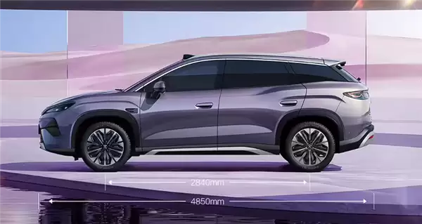 自驾游神器！比亚迪宋Ultra+EV内饰公开：座椅可秒变双人大床